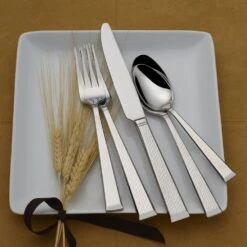 MIKASA Kyler 20 Piece Flatware Set, Service For 4 -Tableware Shop kyler 20 piece flatware set service for 4 5154346 3