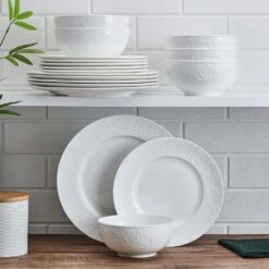 MIKASA Parchment White 18 Piece Dinnerware Set, Service For 6 -Tableware Shop parchment white 18 piece dinnerware set service for 6 5293968 3