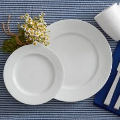 MIKASA Stanton Set Of 4 Dinner Plates -Tableware Shop stanton set of 4 dinner plates K45108716 2