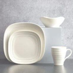 MIKASA Swirl White Square 16 Piece Dinnerware Set, Service For 4 -Tableware Shop swirl white square 16 piece dinnerware set service for 4 5138525 9