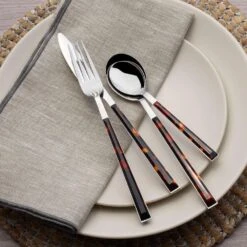 MIKASA Tortoise 16 Piece Flatware Set, Service For 4 -Tableware Shop tortoise 16 piece flatware set service for 4 5279429 2
