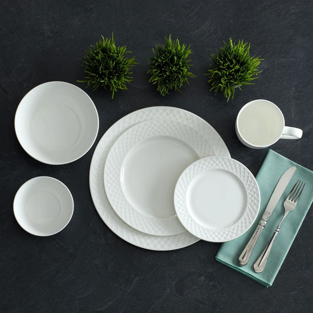 MIKASA Trellis White Set Of 4 Dinner Plates 4 MIKASA Trellis White Set Of 4 Dinner Plates - Image 2